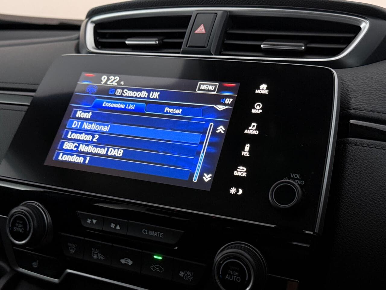 Honda CR-V thumbnail Infotainment System
