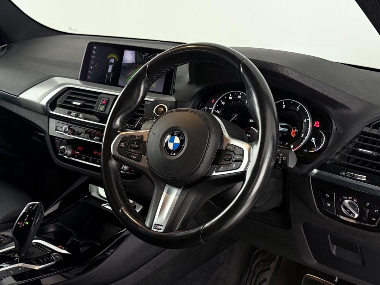BMW X3 thumbnail Steering Wheel
