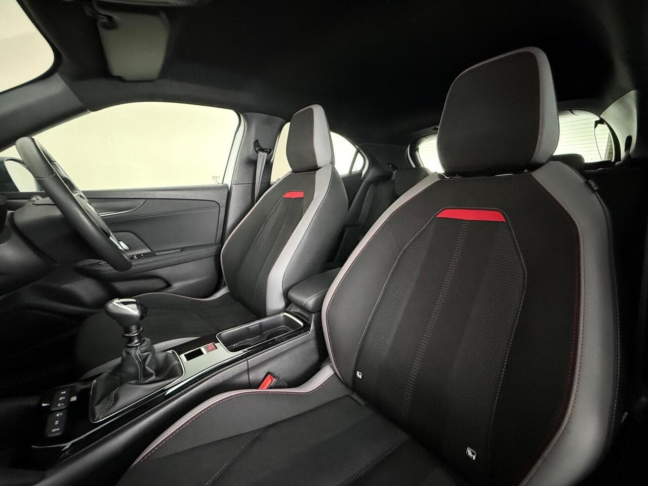 Vauxhall Mokka thumbnail Seat Front Passenger
