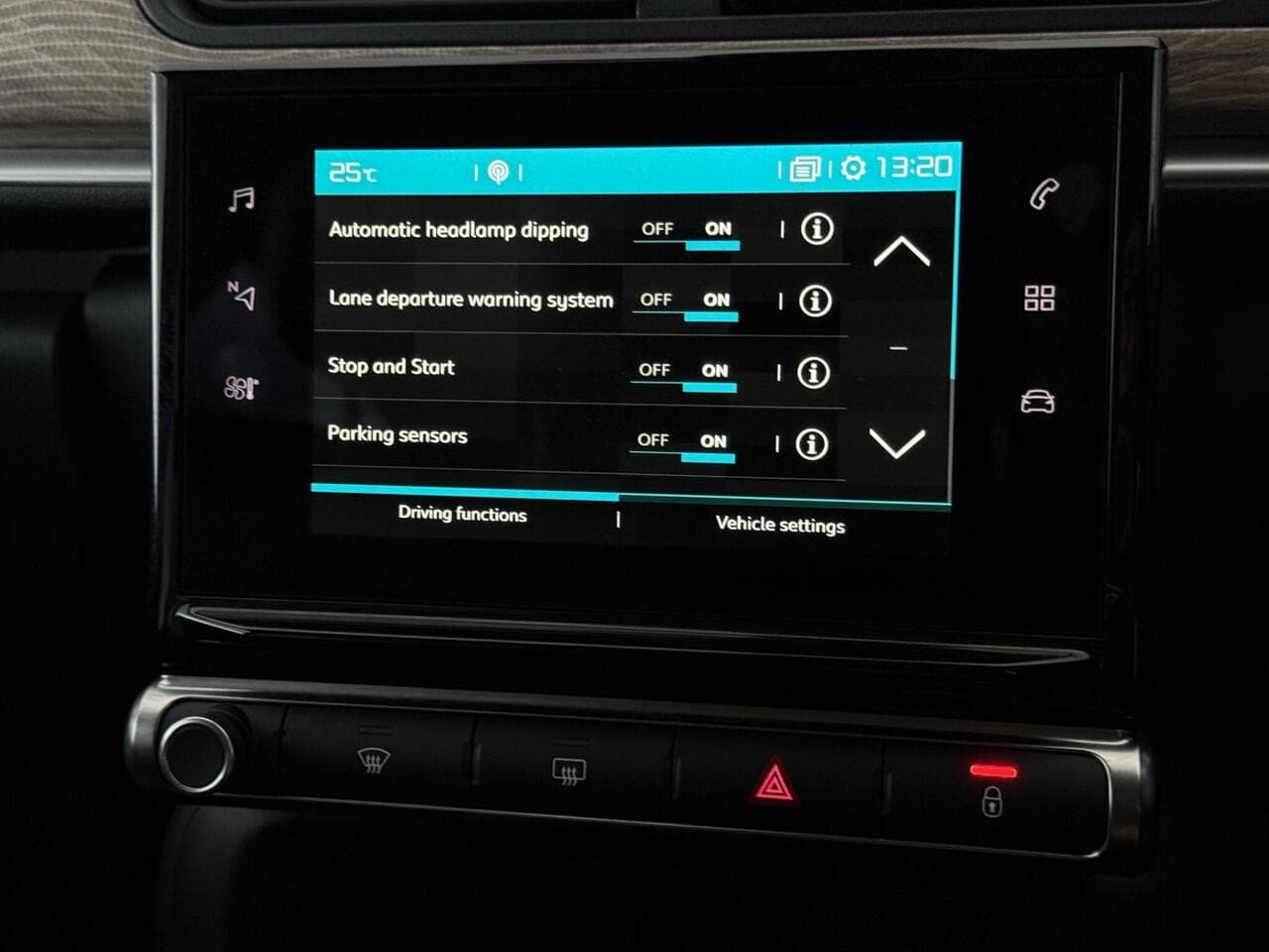 Citroen C3 thumbnail Infotainment System