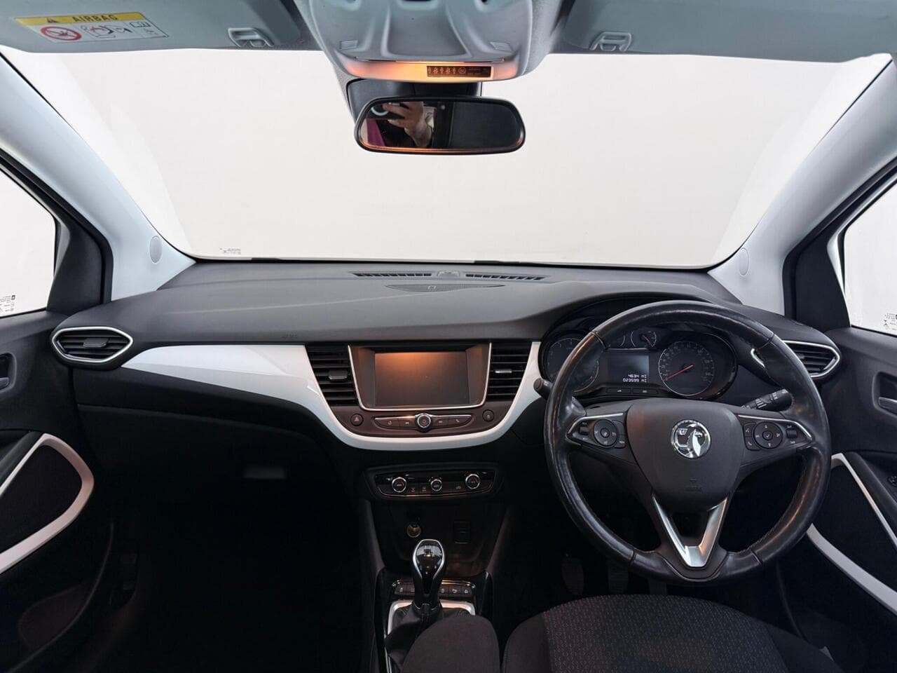 Vauxhall Crossland thumbnail Interior Front