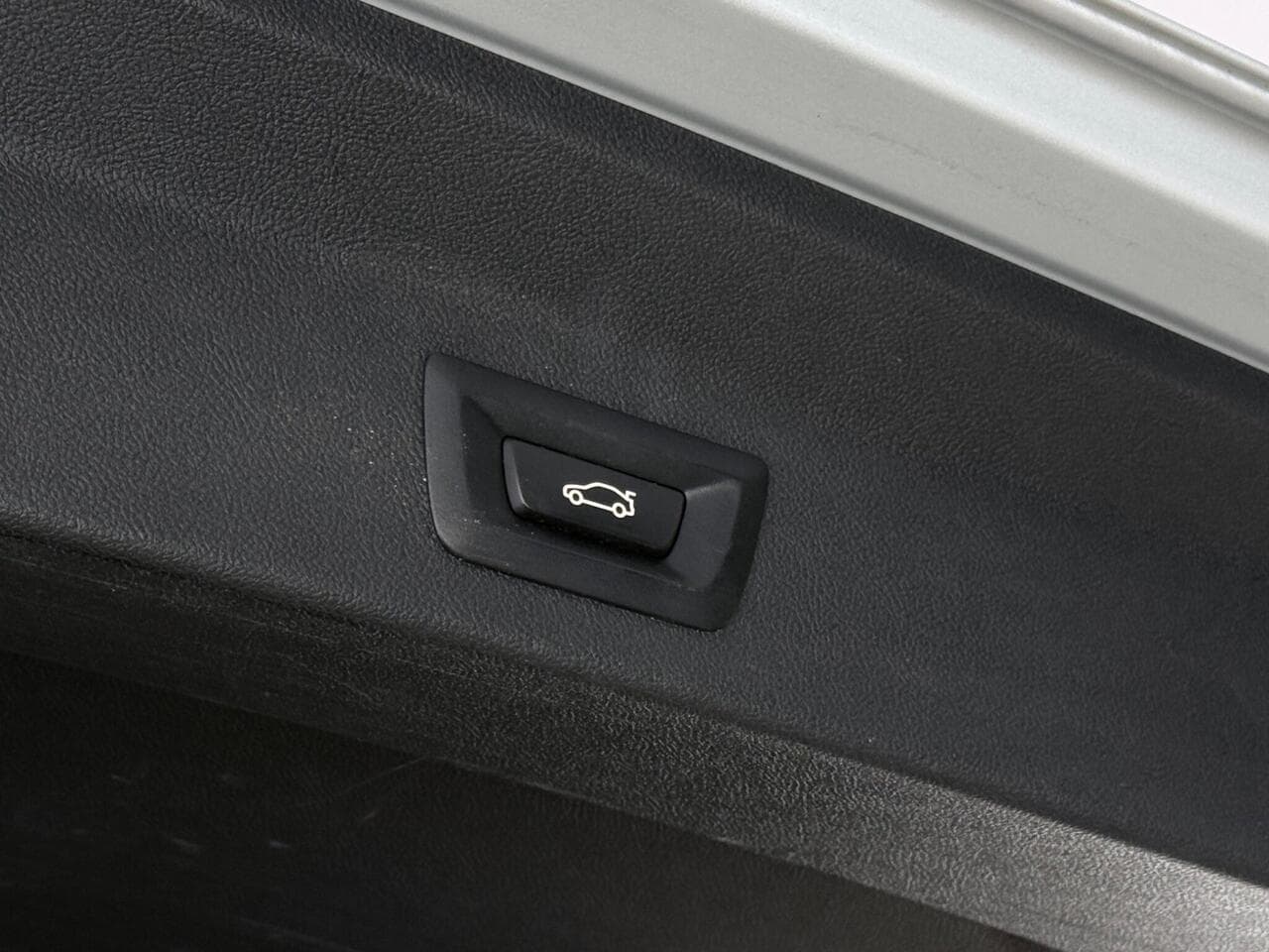 BMW X3 thumbnail Misc Controls