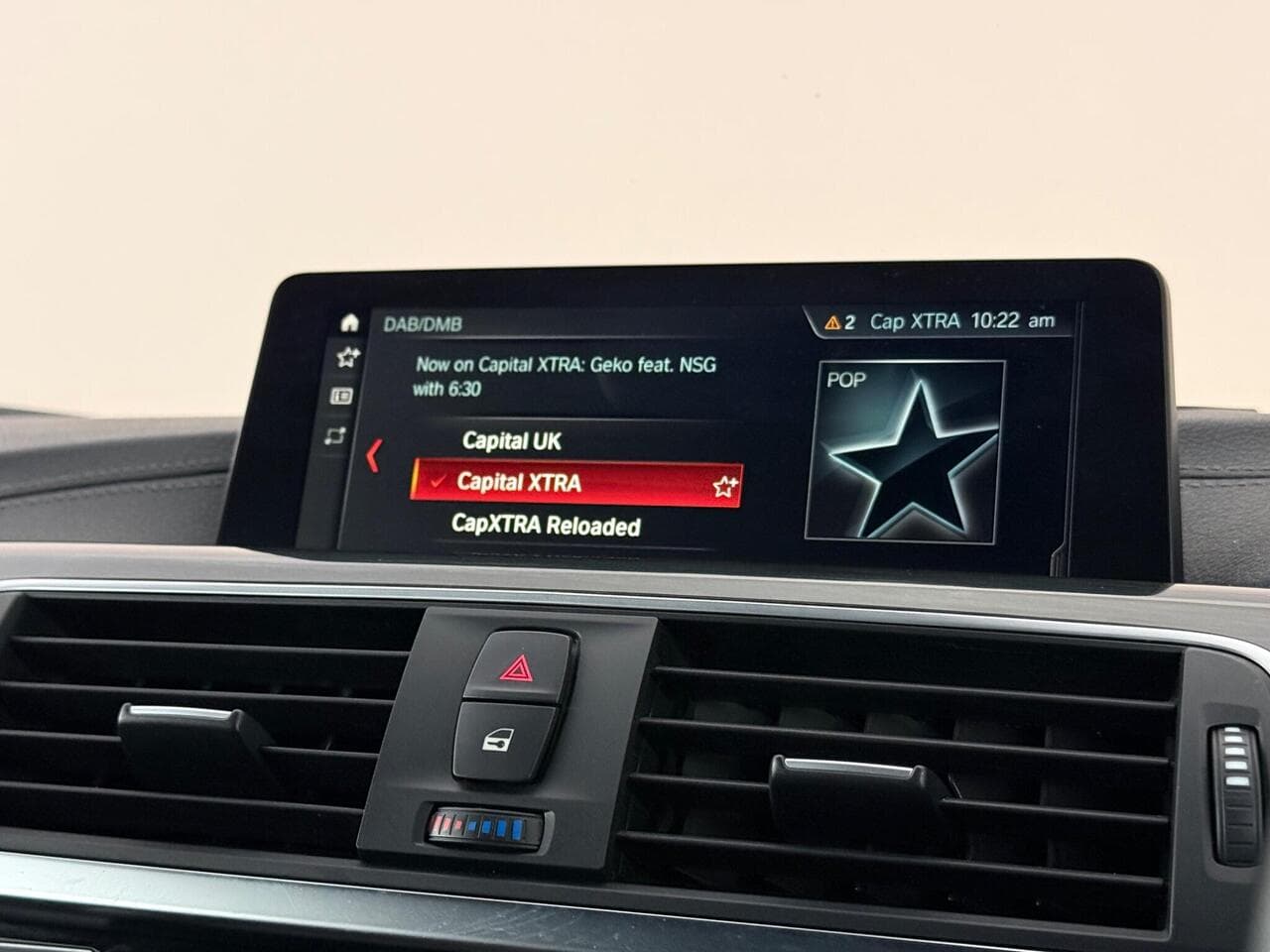 BMW 4 Series thumbnail Infotainment System