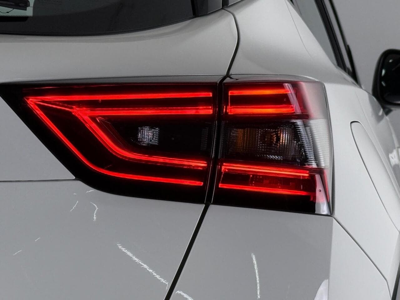 Nissan Juke thumbnail Lights Rear