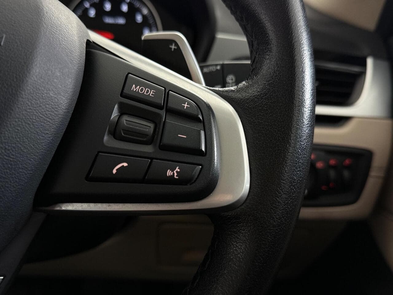 BMW X1 thumbnail Misc Controls
