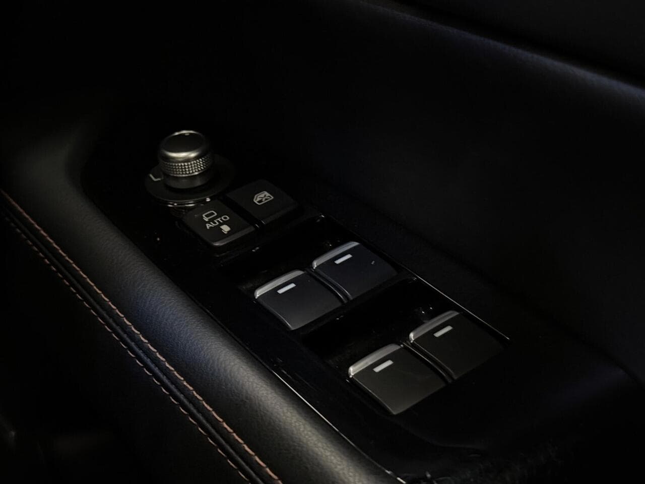 Mazda CX-5 thumbnail Misc Controls