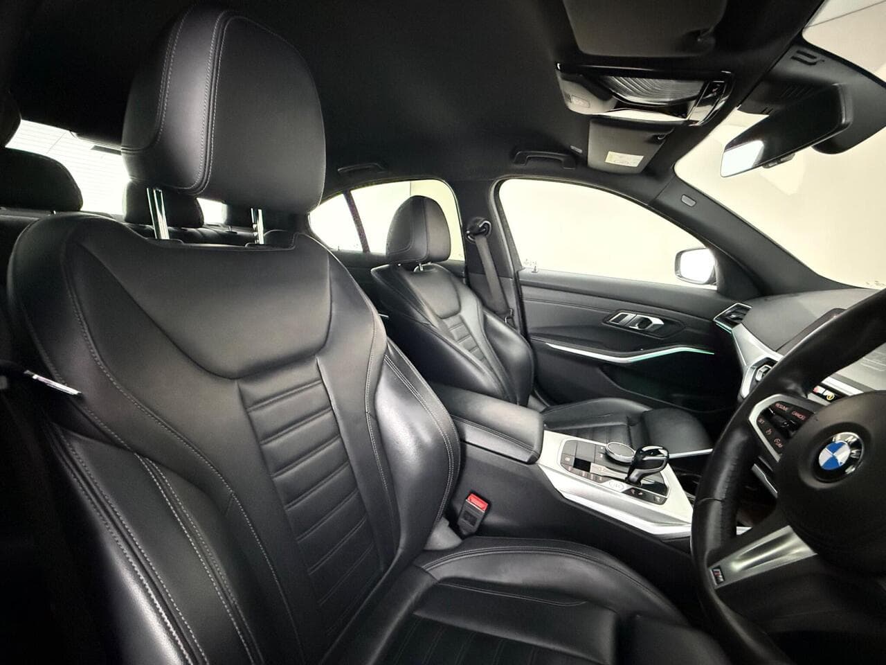 BMW 3 Series thumbnail Seat Driver