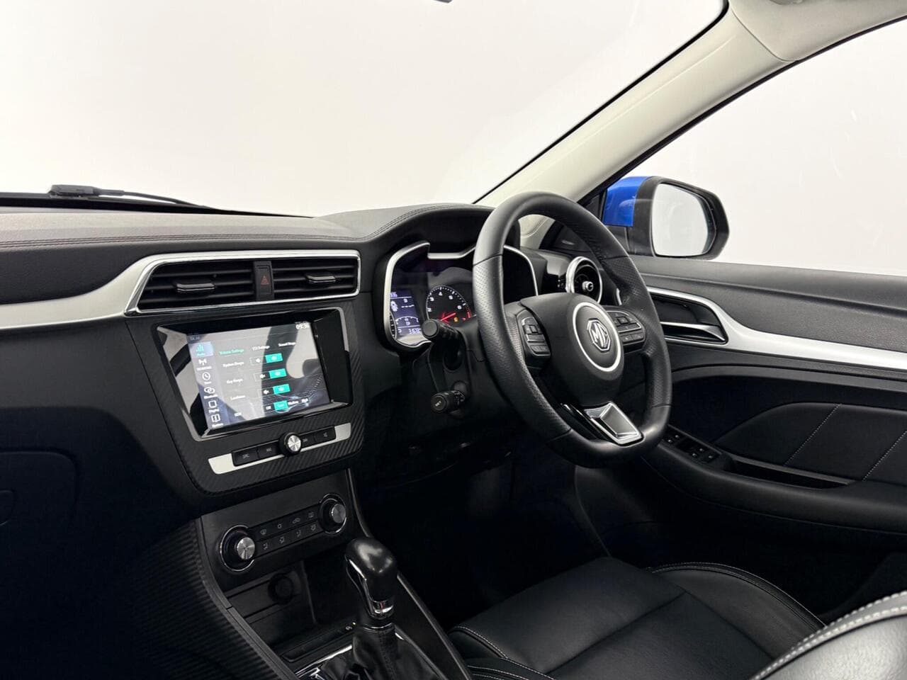 MG MG ZS thumbnail Interior Front