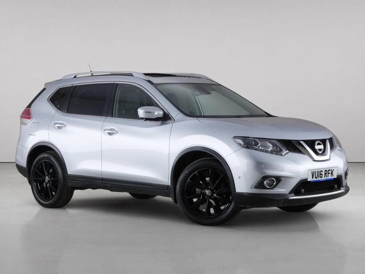 Nissan X-Trail - Nissan X-Trail 1.6 dCi Tekna XTRON Euro 6 (s/s) 5dr