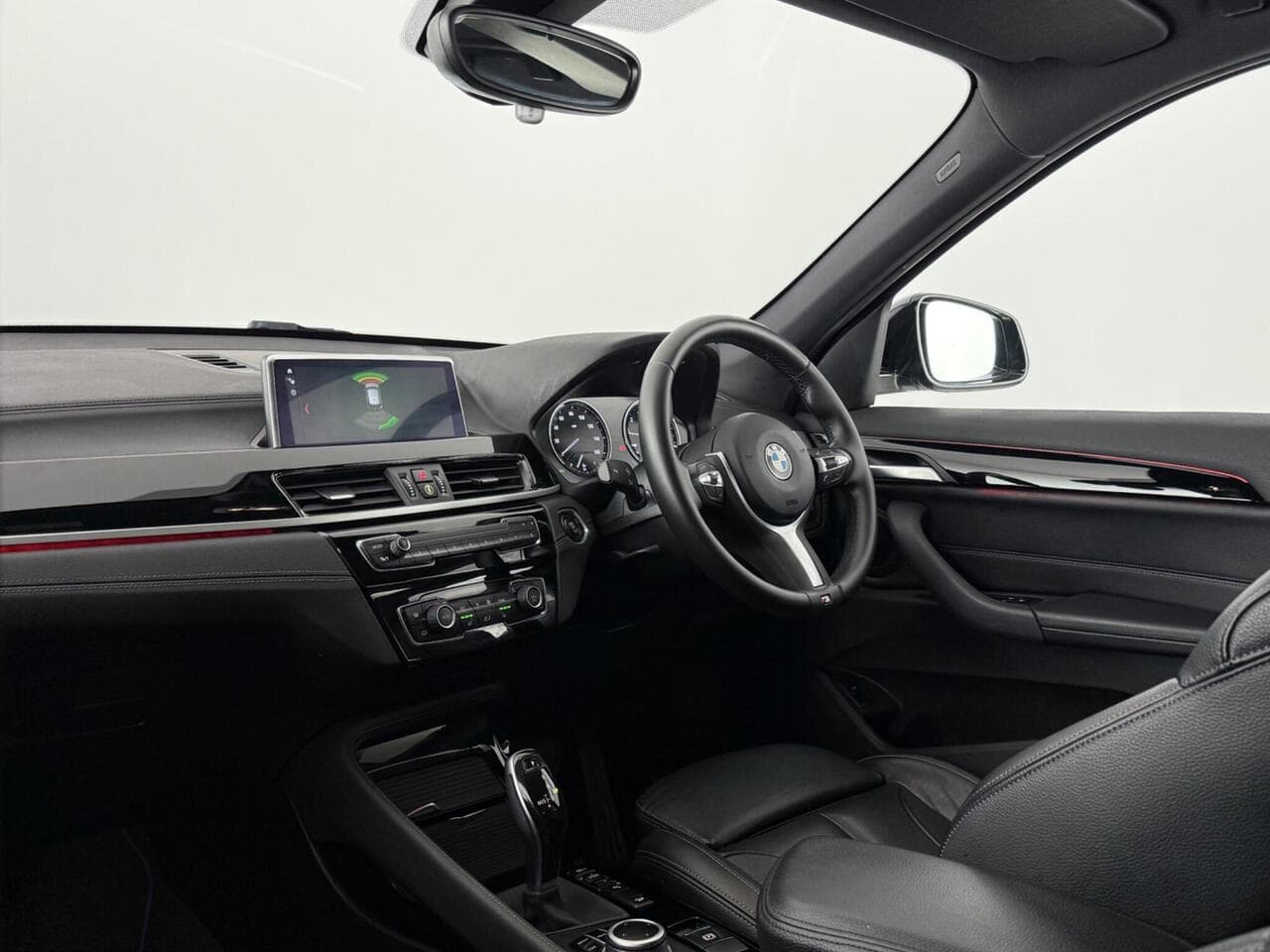 BMW X1 thumbnail Interior Front