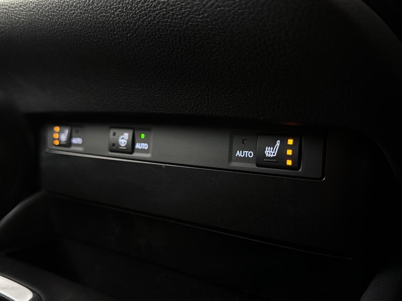 Lexus ES thumbnail Misc Controls
