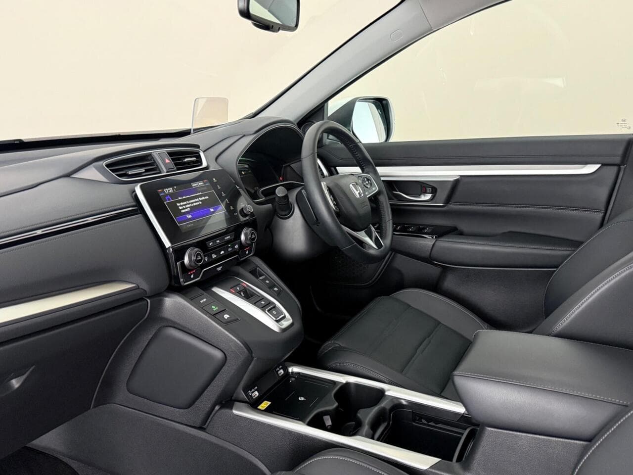 Honda CR-V thumbnail Interior Front