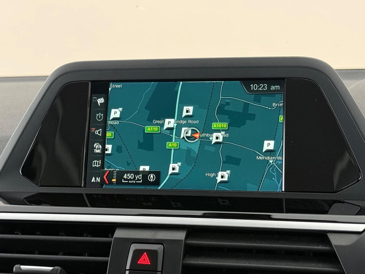 BMW X3 thumbnail Infotainment System