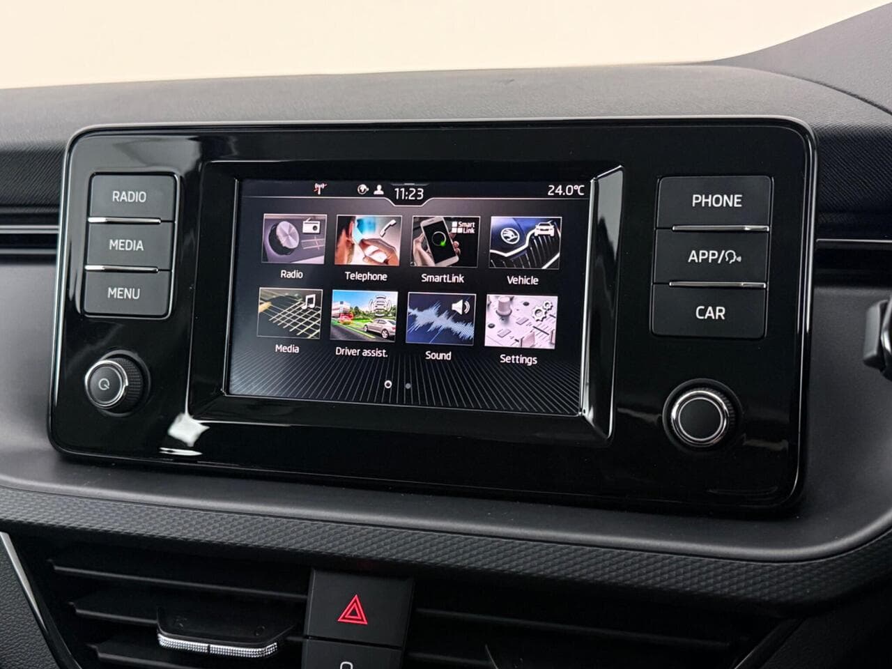 Skoda Kamiq thumbnail Infotainment System