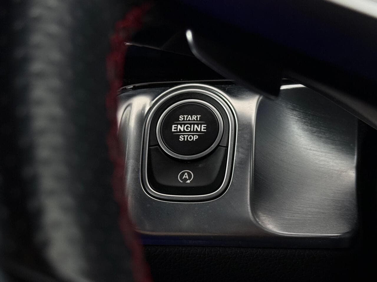 Mercedes-Benz GLB thumbnail Misc Controls
