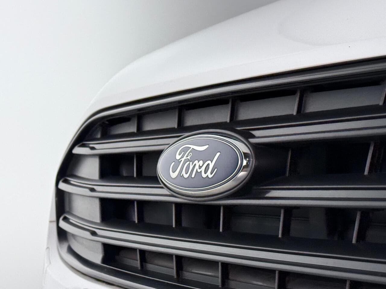 Ford Transit Connect thumbnail Image 12
