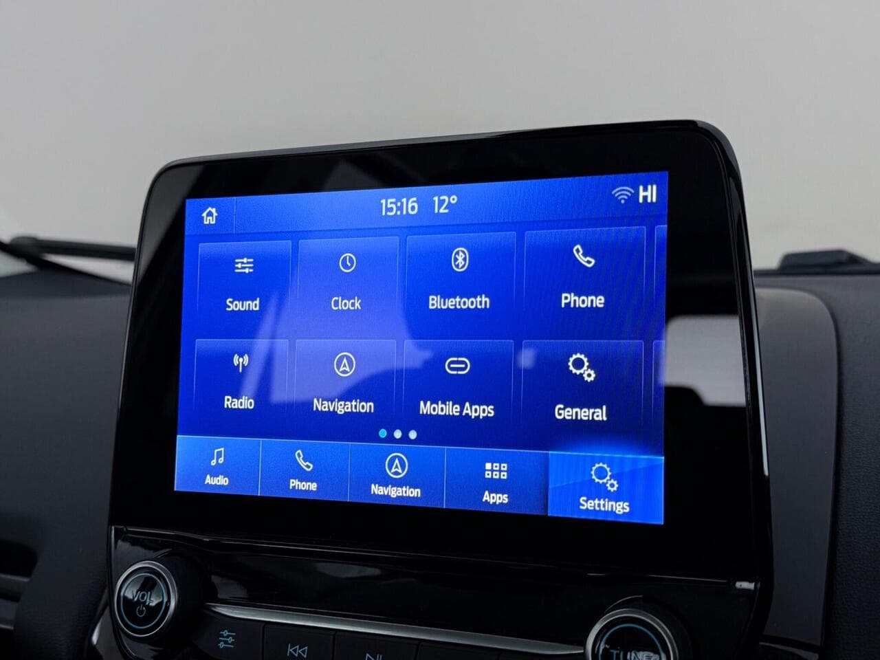 Ford EcoSport thumbnail Infotainment System