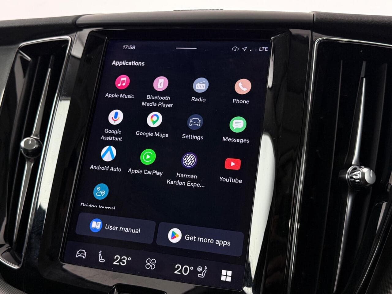Volvo XC60 thumbnail Infotainment System