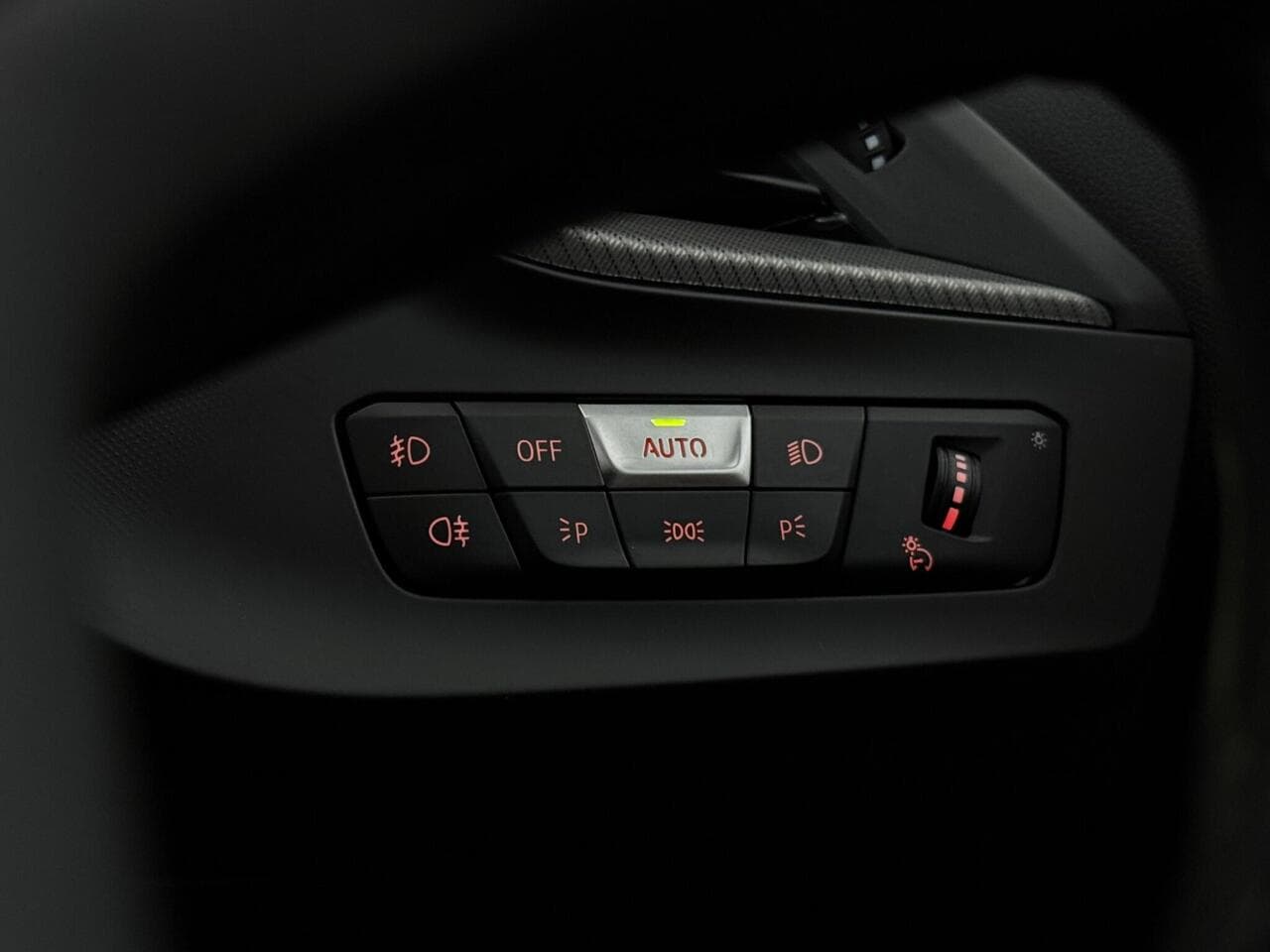 BMW 1 Series thumbnail Misc Controls