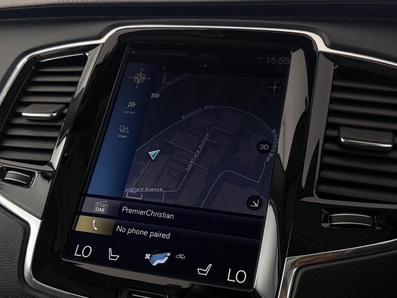 Volvo XC90 thumbnail Infotainment System