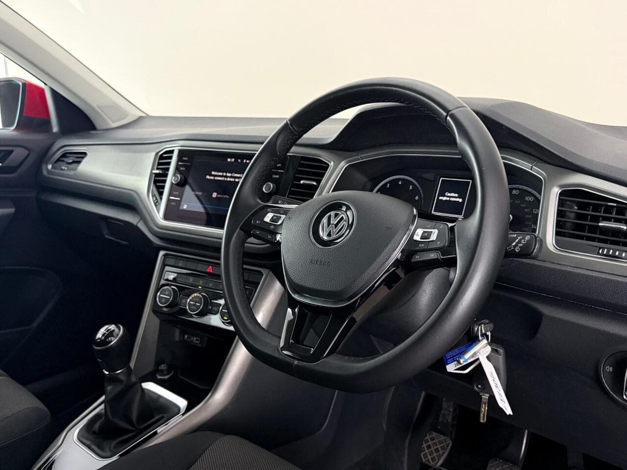 Volkswagen T-Roc thumbnail Interior Front