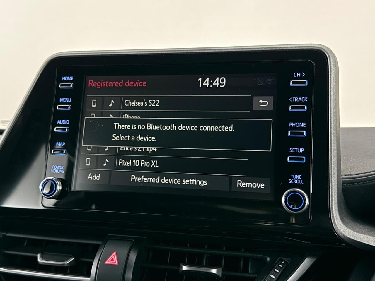 Toyota C-HR thumbnail Infotainment System