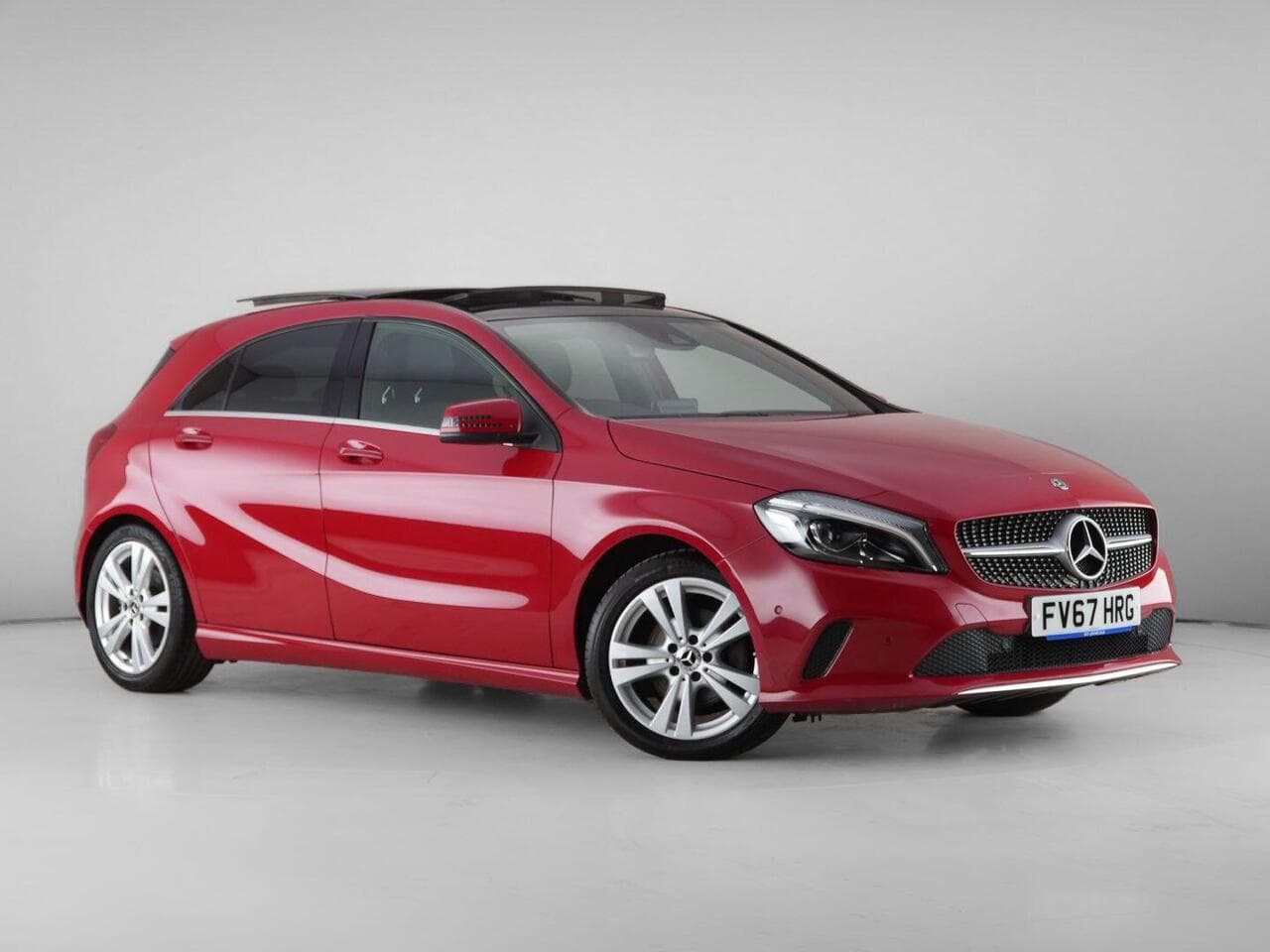 Mercedes-Benz A Class - Mercedes-Benz A Class 1.6 A200 Sport (Premium Plus) Euro 6 (s/s) 5dr