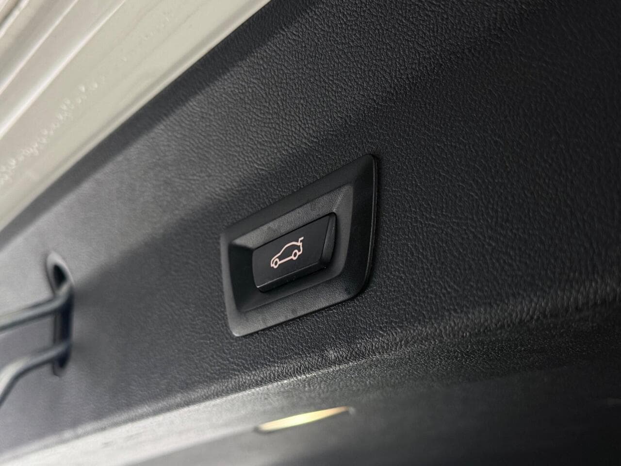 BMW X3 thumbnail Misc Controls