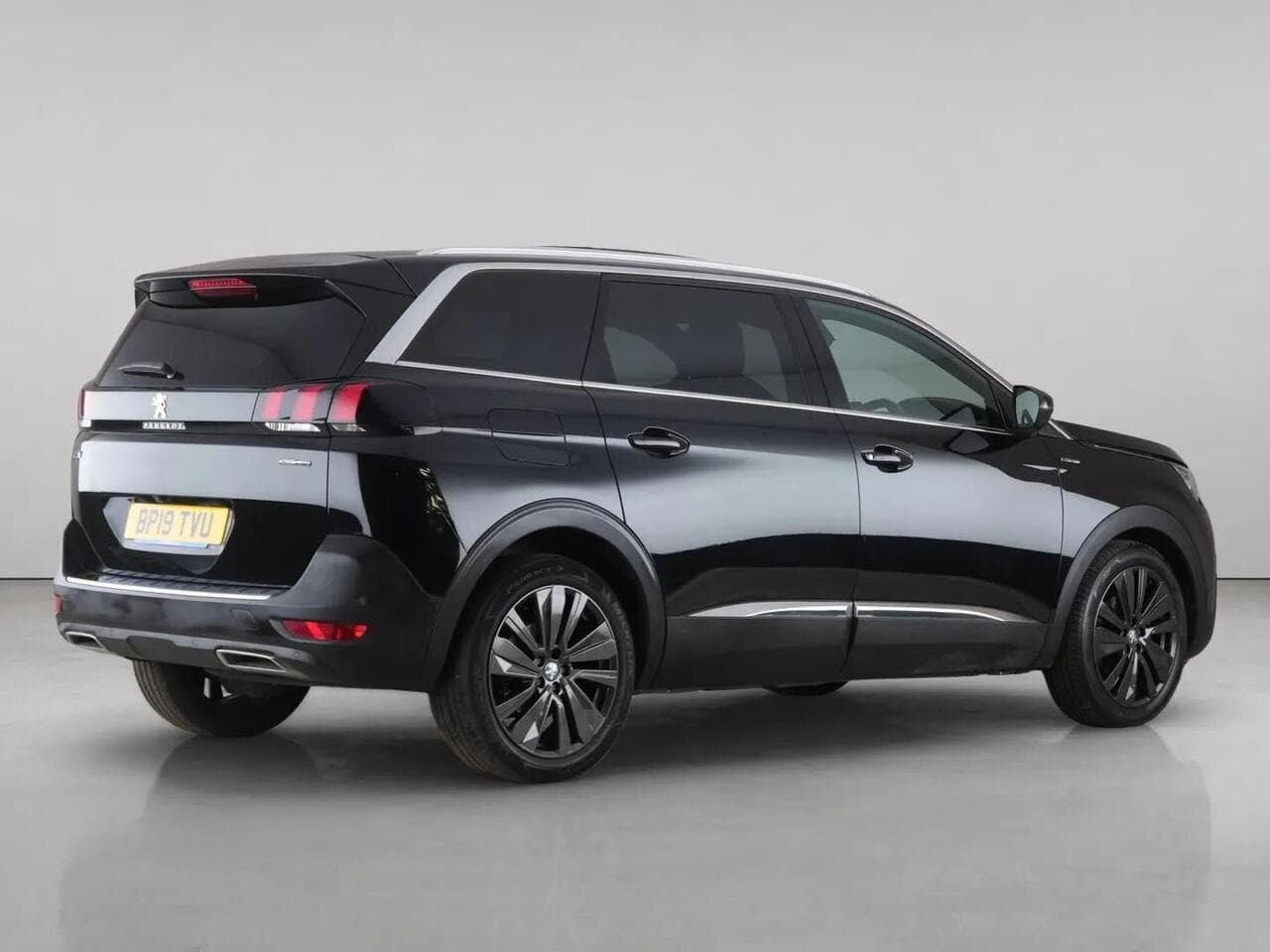 Peugeot 5008 thumbnail Rear Right