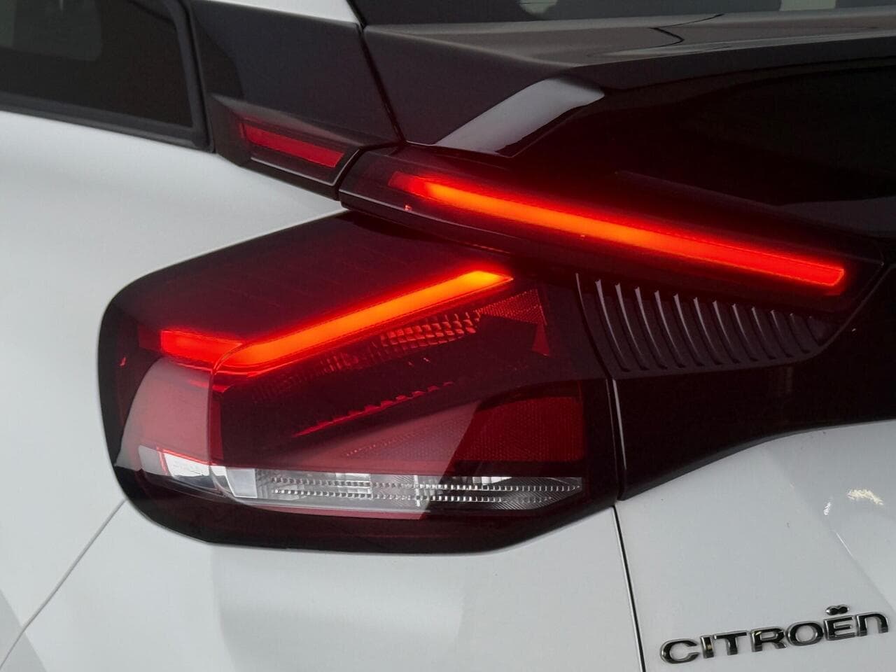 Citroen C4 thumbnail Lights Rear