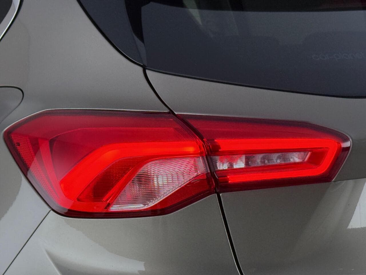 Ford Focus thumbnail Lights Rear