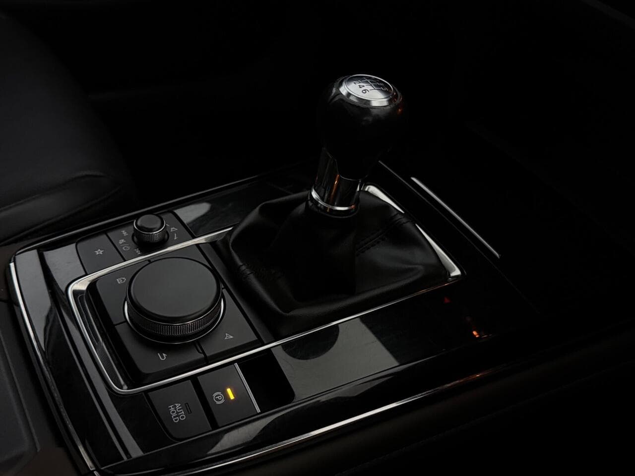 Mazda CX-30 thumbnail Interior Front