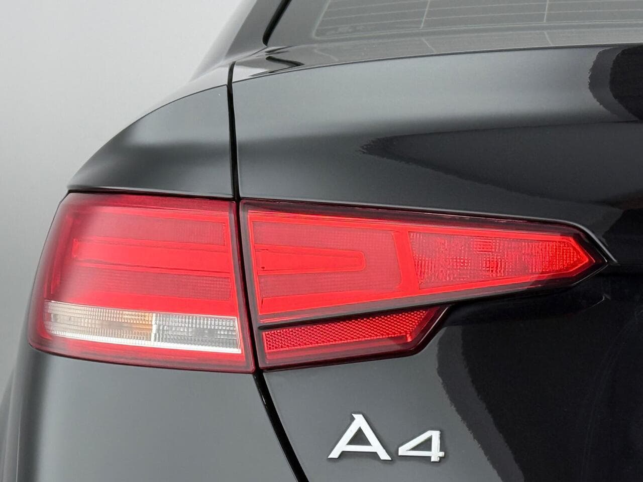 Audi A4 thumbnail Lights Rear