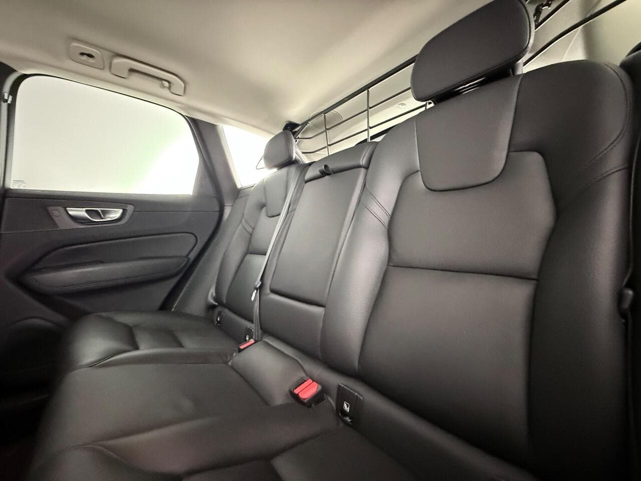 Volvo XC60 thumbnail Seats Rear