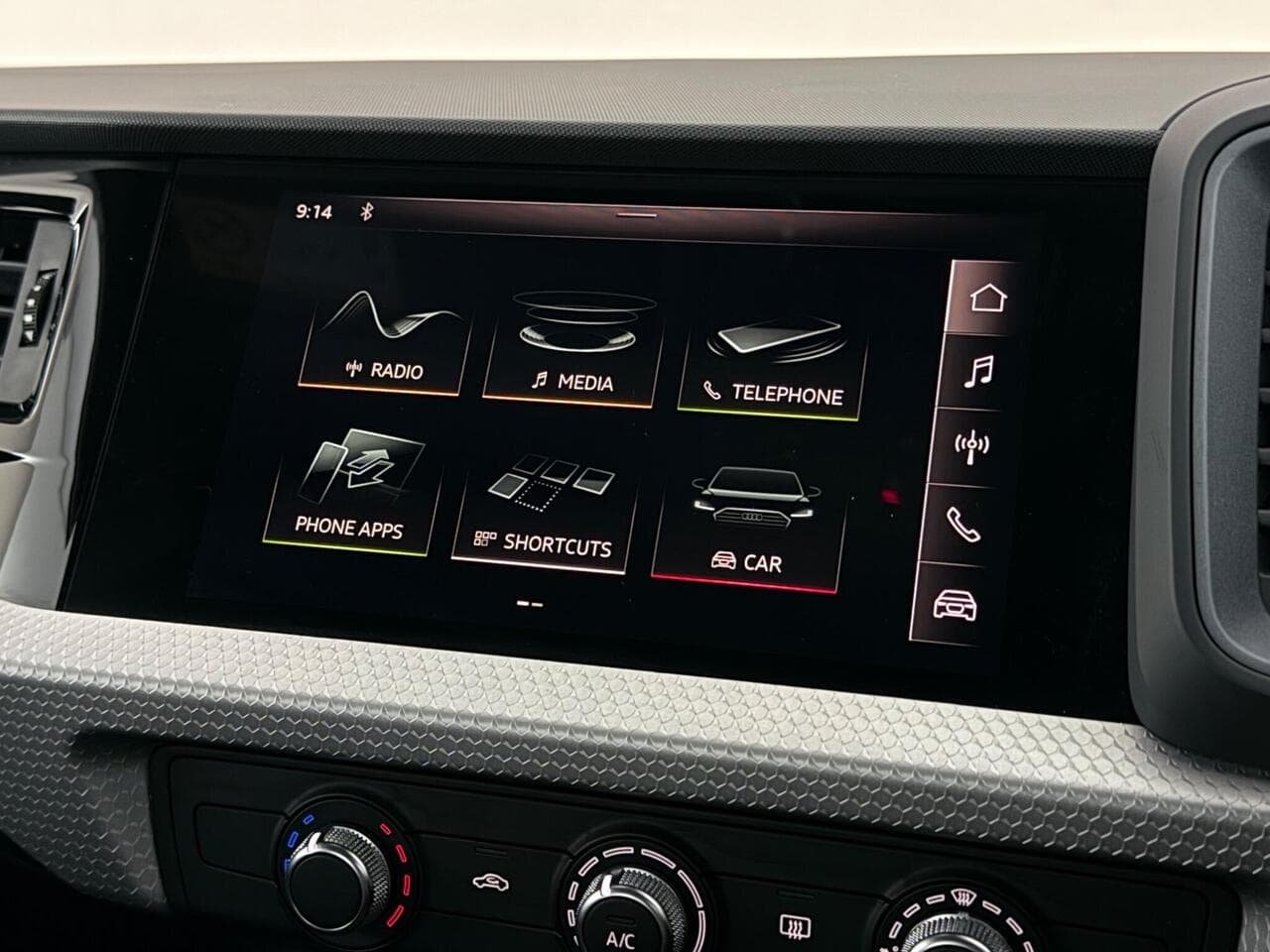 Audi A1 thumbnail Infotainment System