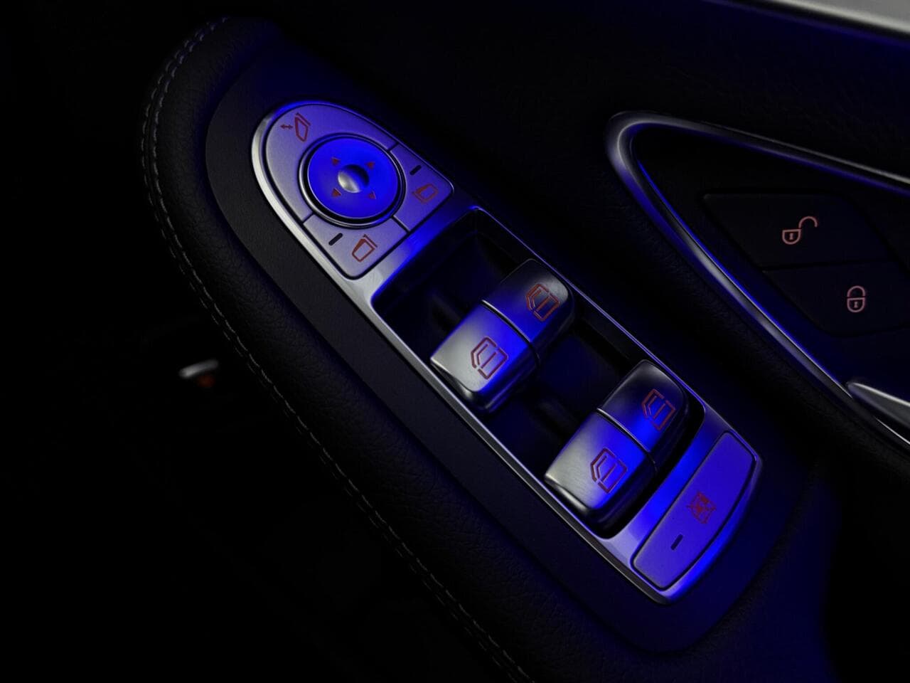 Mercedes-Benz C Class thumbnail Inconclusive