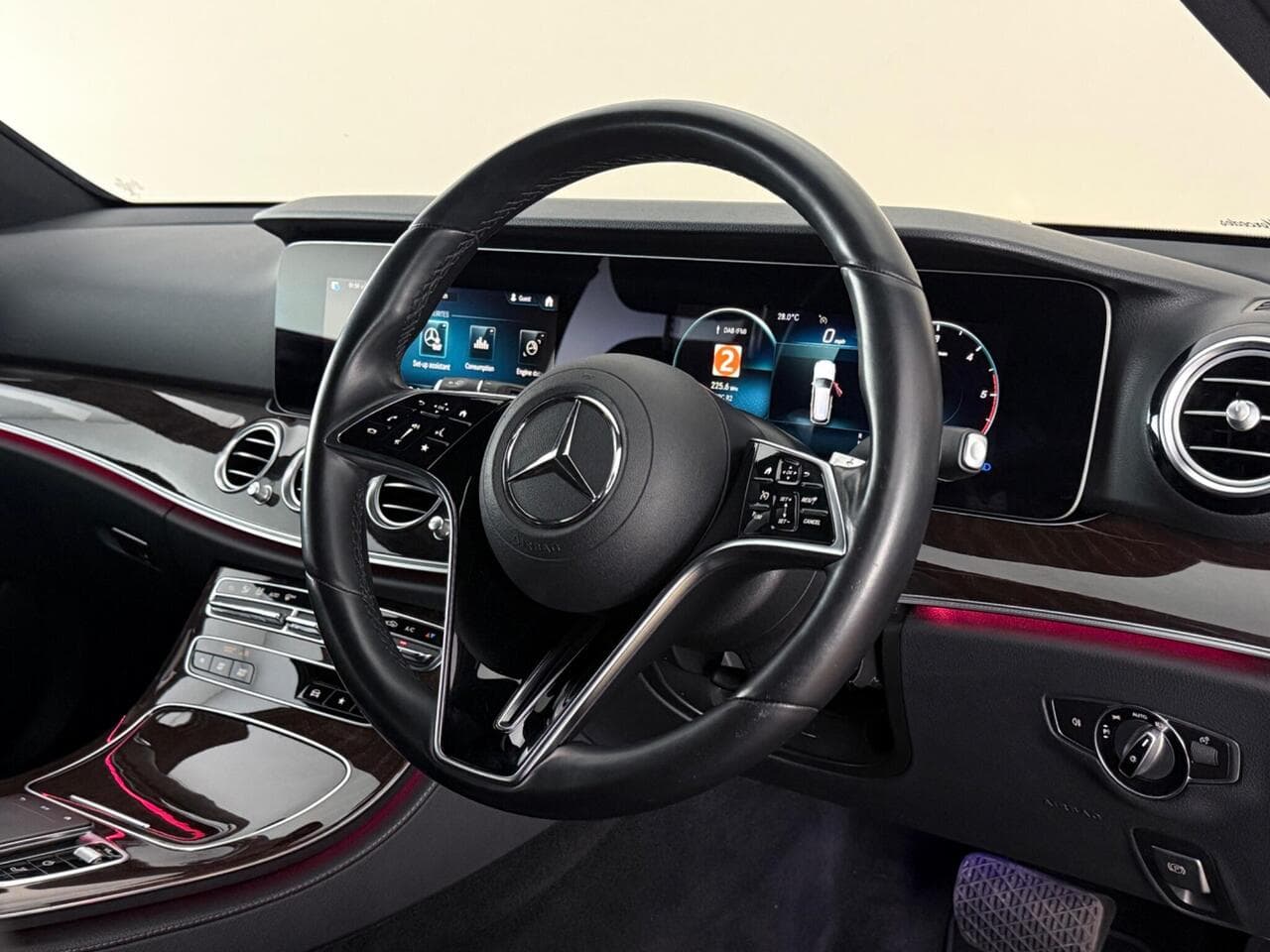 Mercedes-Benz E Class thumbnail Steering Wheel
