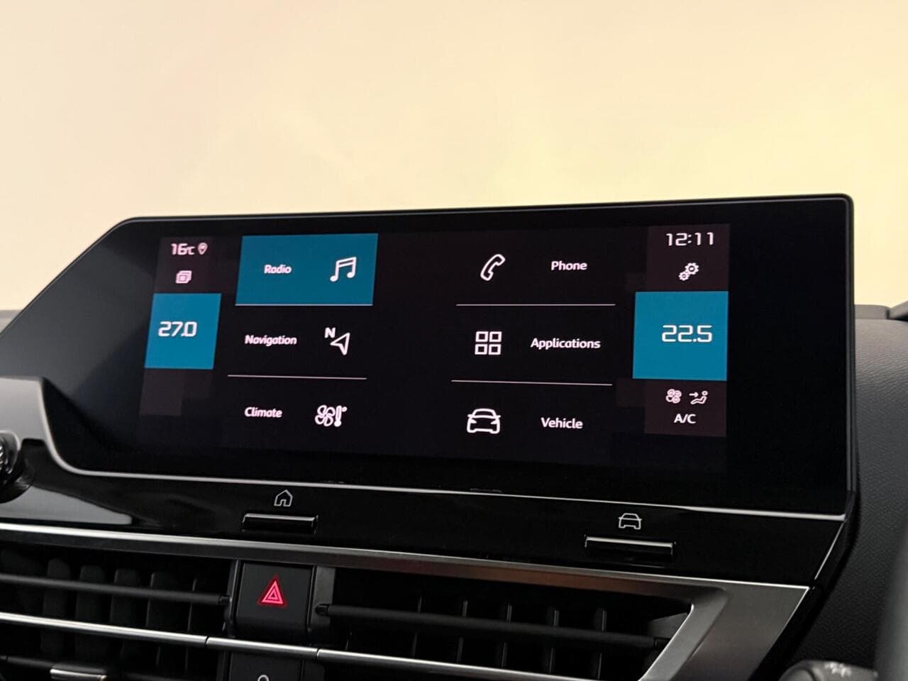 Citroen C4 thumbnail Infotainment System
