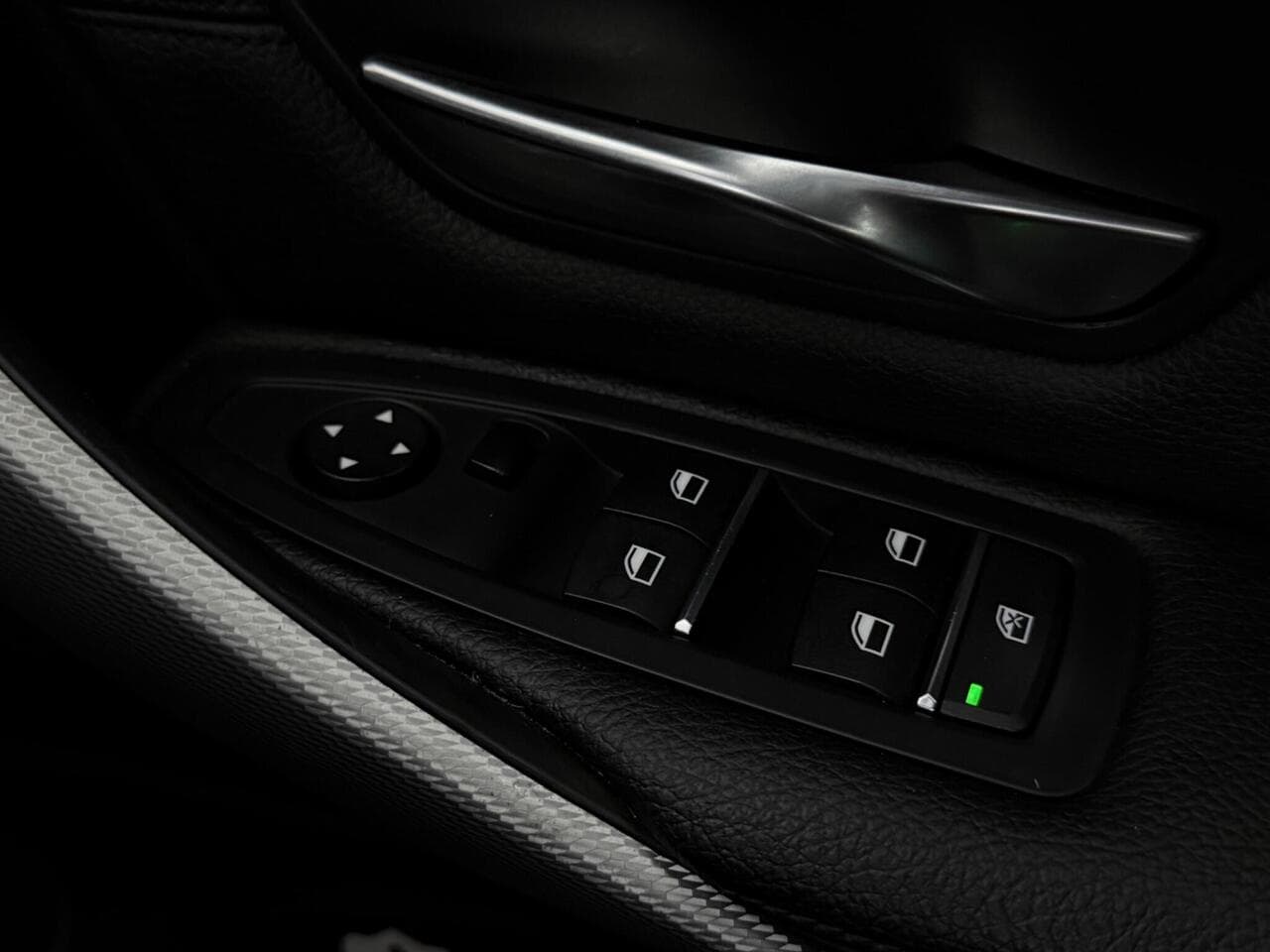 BMW 3 Series thumbnail Misc Controls