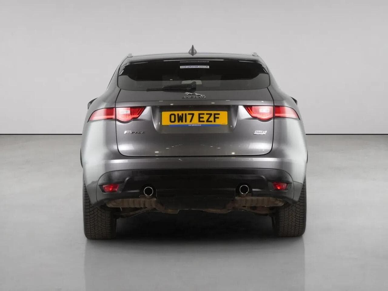 Jaguar F-PACE thumbnail Rear