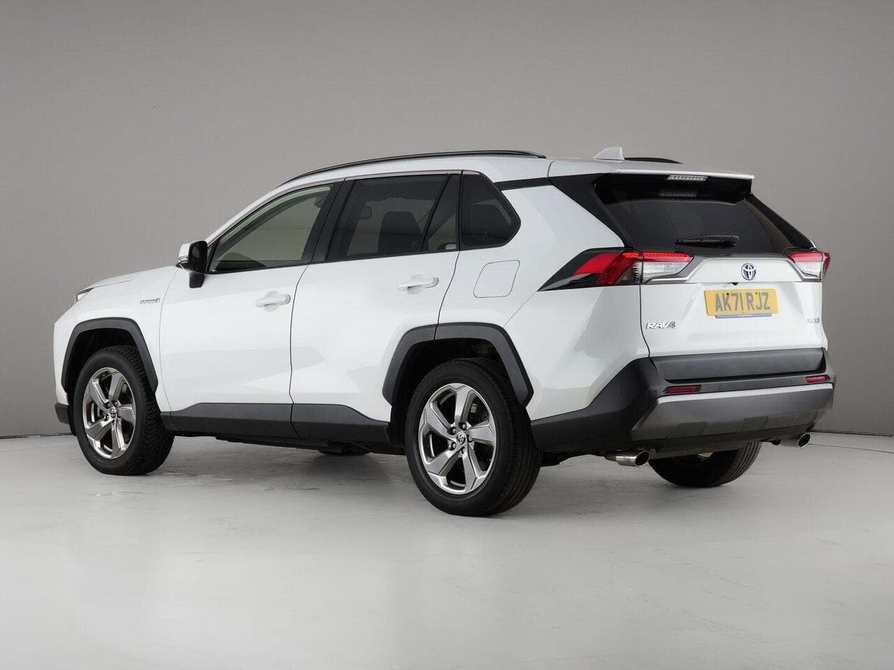 Toyota RAV4 thumbnail Rear Left