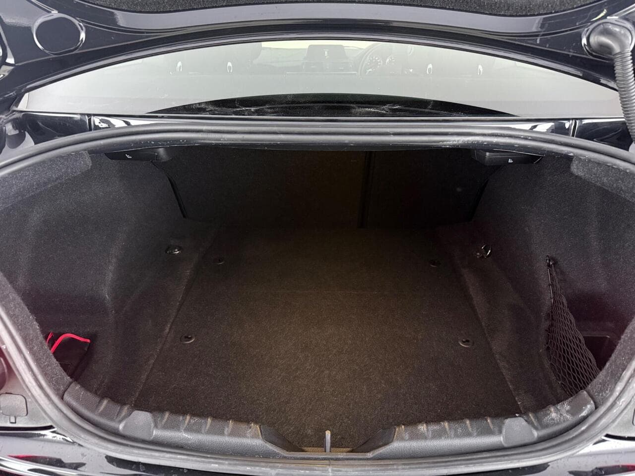 BMW 2 Series thumbnail Boot