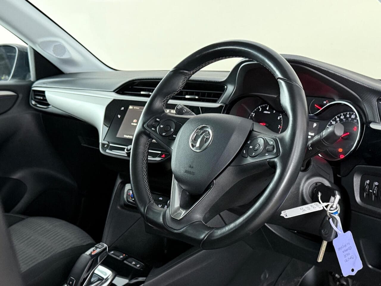 Vauxhall Corsa thumbnail Interior Front