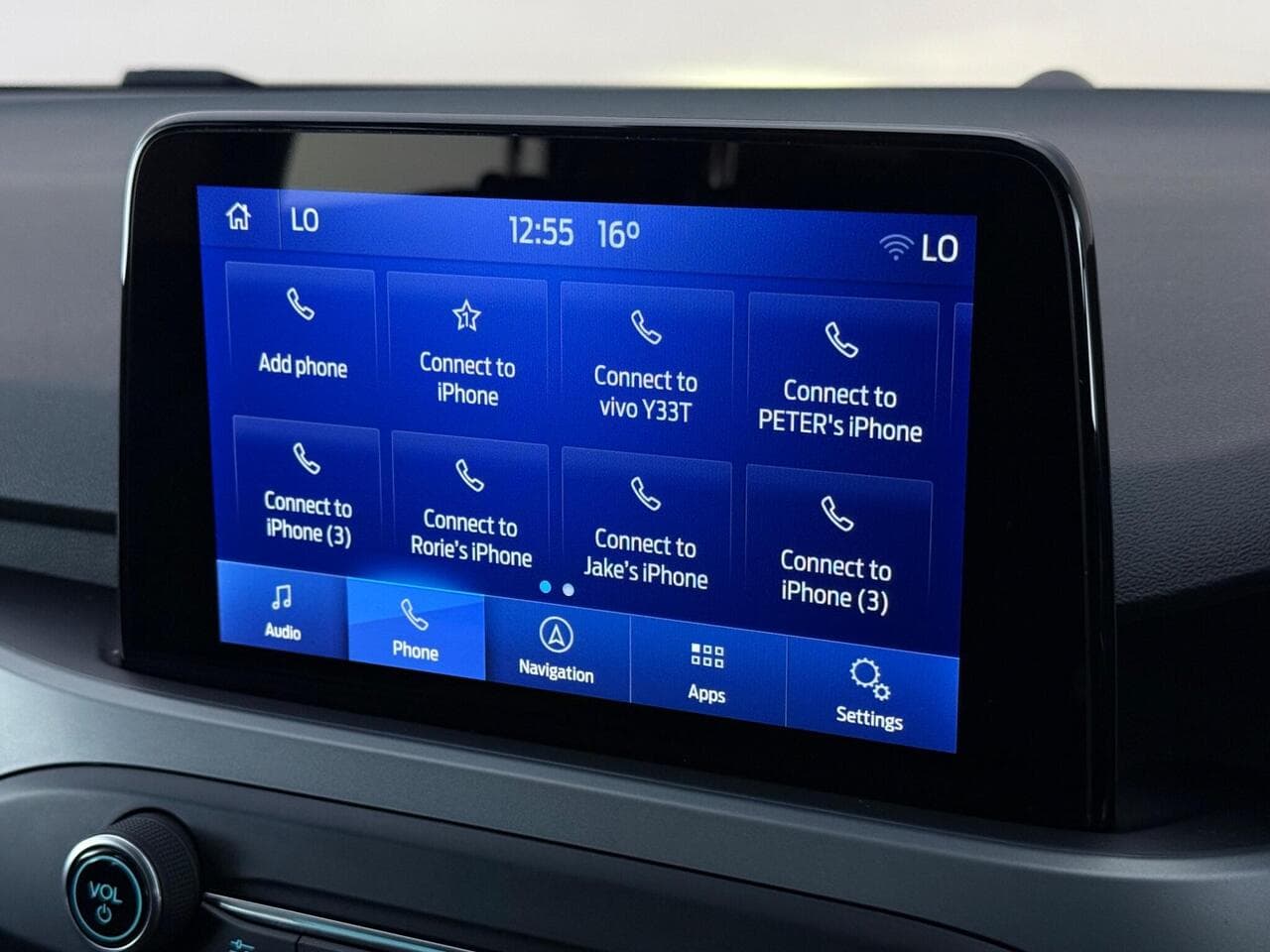 Ford Focus thumbnail Infotainment System