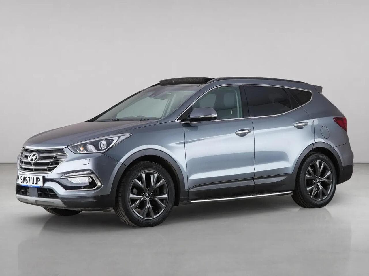 Hyundai Santa Fe thumbnail Front Left