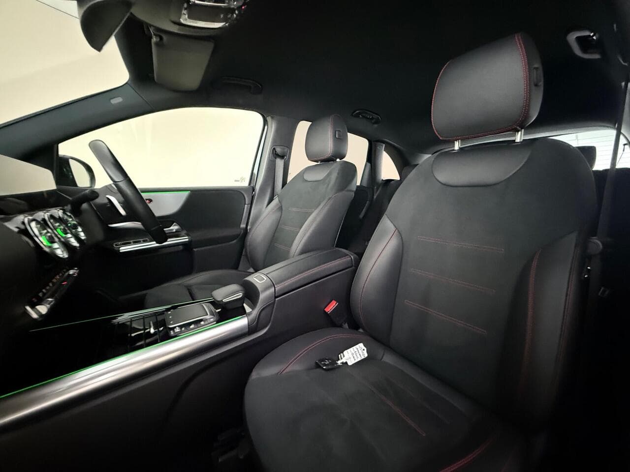 Mercedes-Benz B Class thumbnail Seat Front Passenger