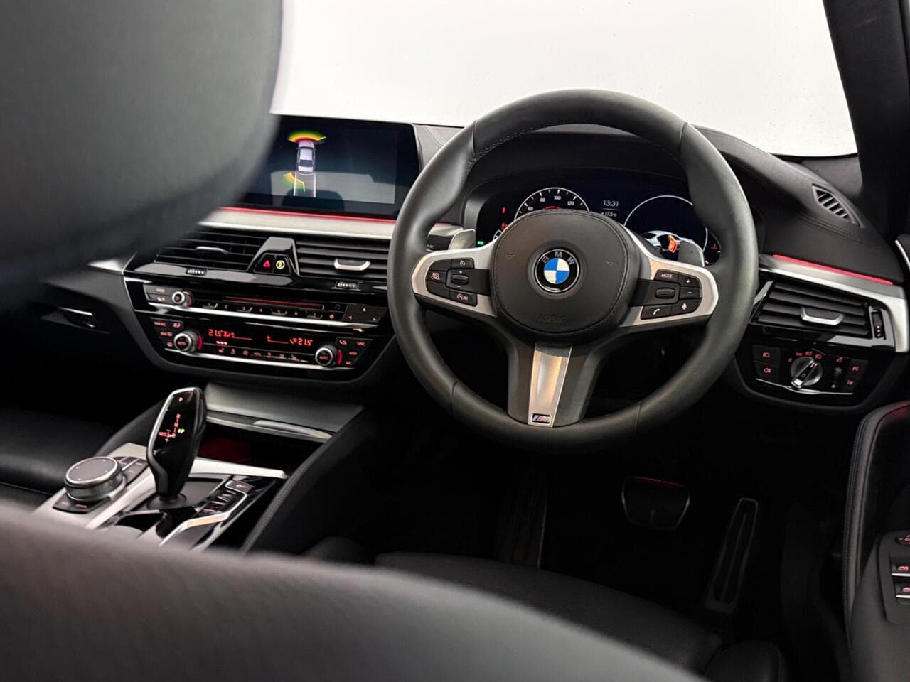BMW 5 Series thumbnail Steering Wheel
