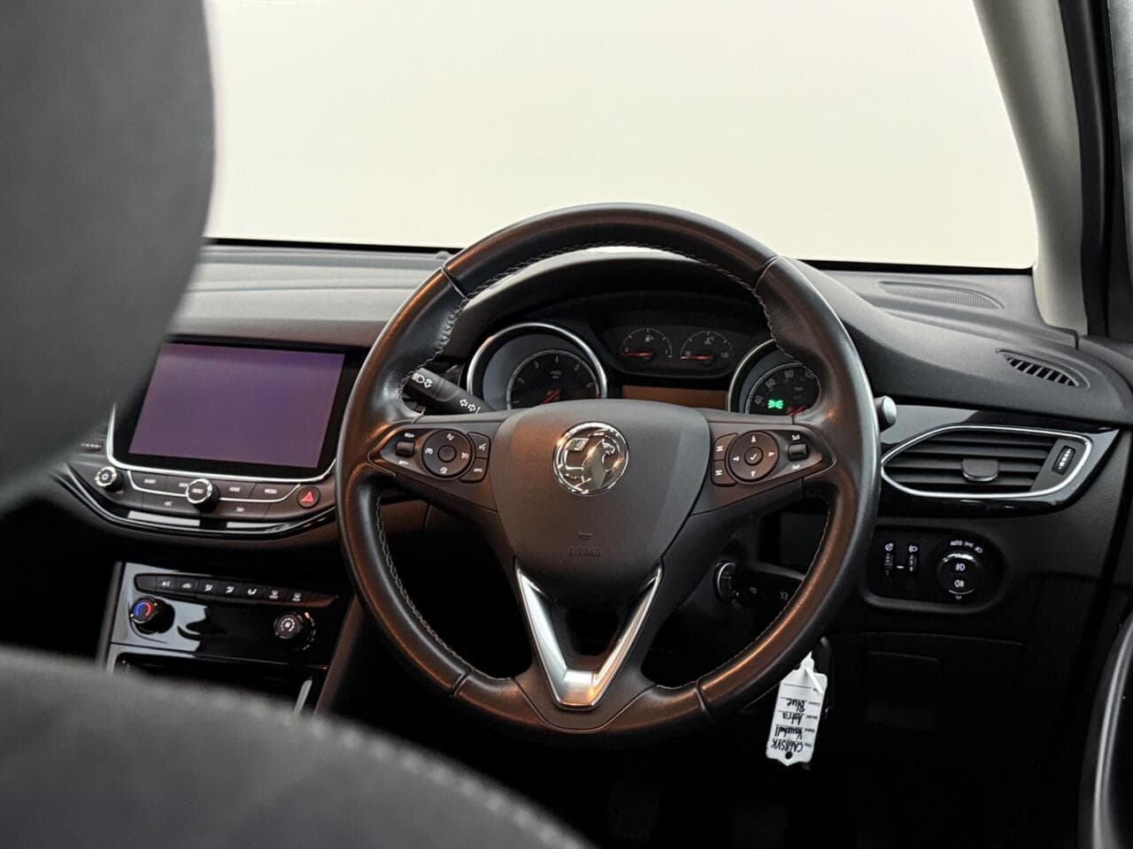 Vauxhall Astra thumbnail Steering Wheel
