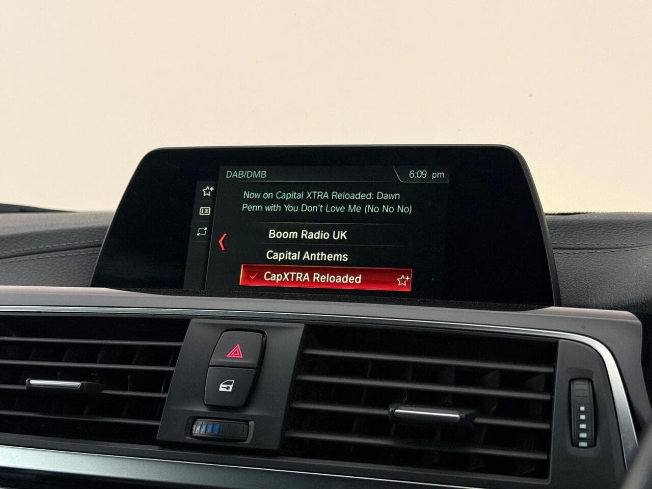 BMW 4 Series thumbnail Infotainment System
