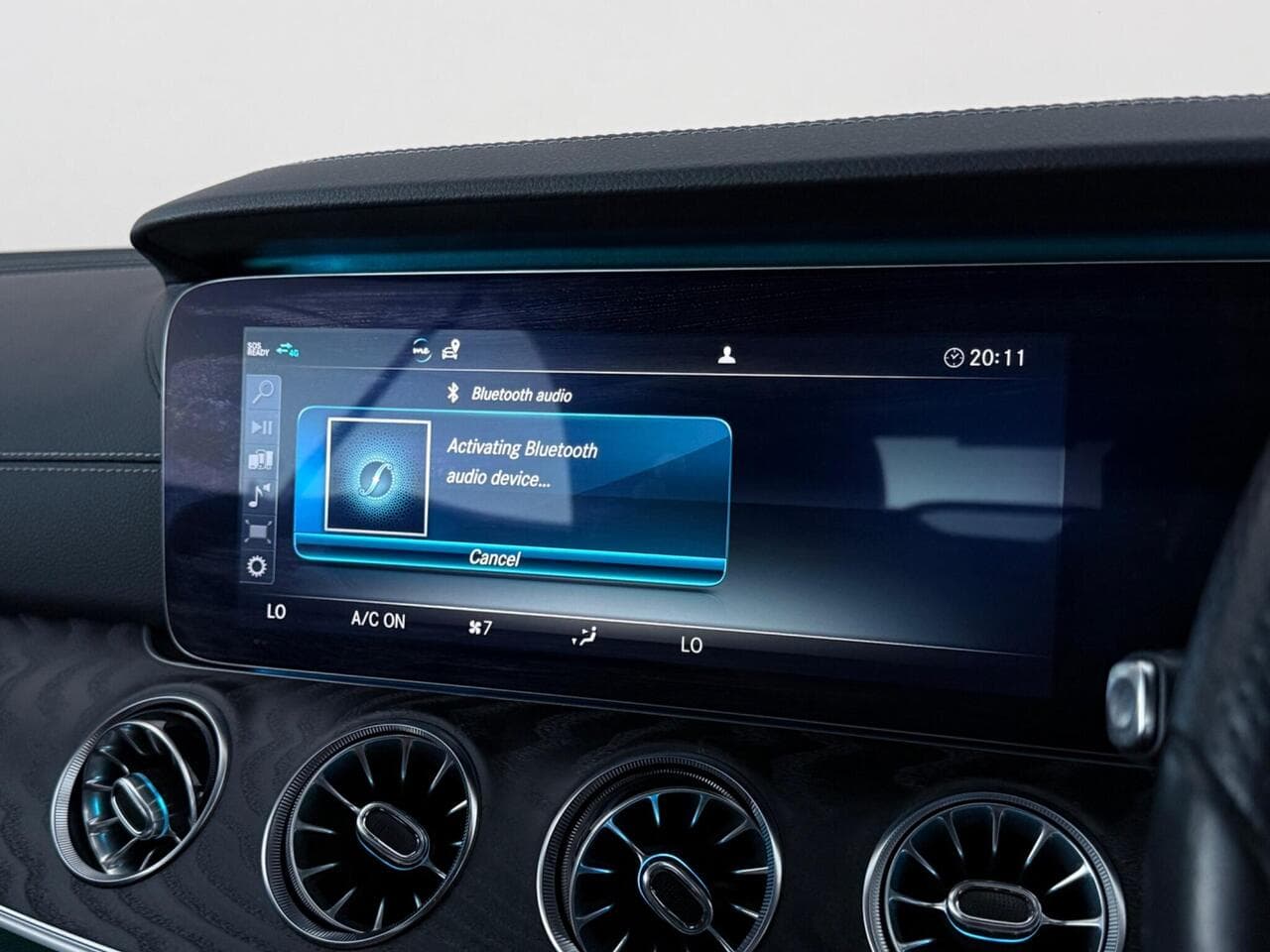 Mercedes-Benz E Class thumbnail Infotainment System